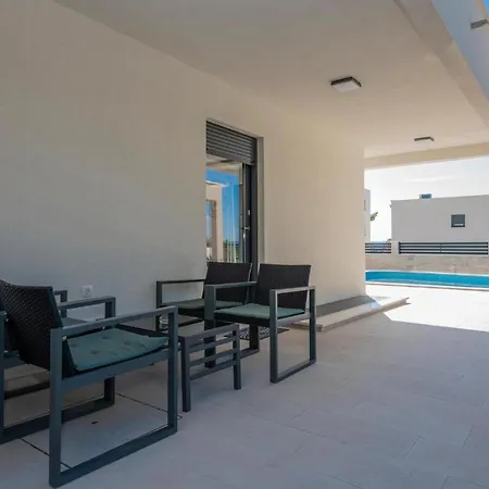 Stunning In With Outdoor Swimming Pool Apartment Baska Voda