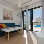 Διαμέρισμα Stunning In Baška Voda