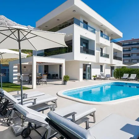 Stunning In With Outdoor Swimming Pool Baška Voda