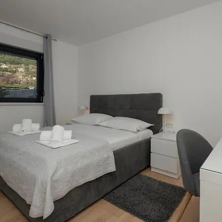 Stunning In شقة *