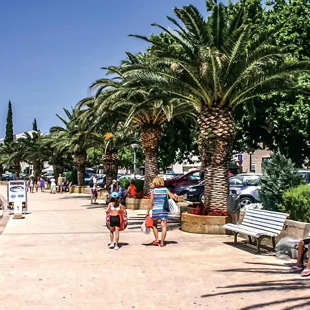 Stunning In شقة Baška Voda